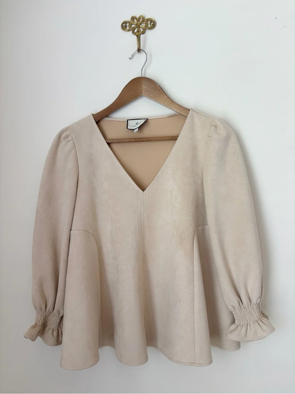 Tuckernuck Bone Faux Suede Easton Top XS Preppy Classic
